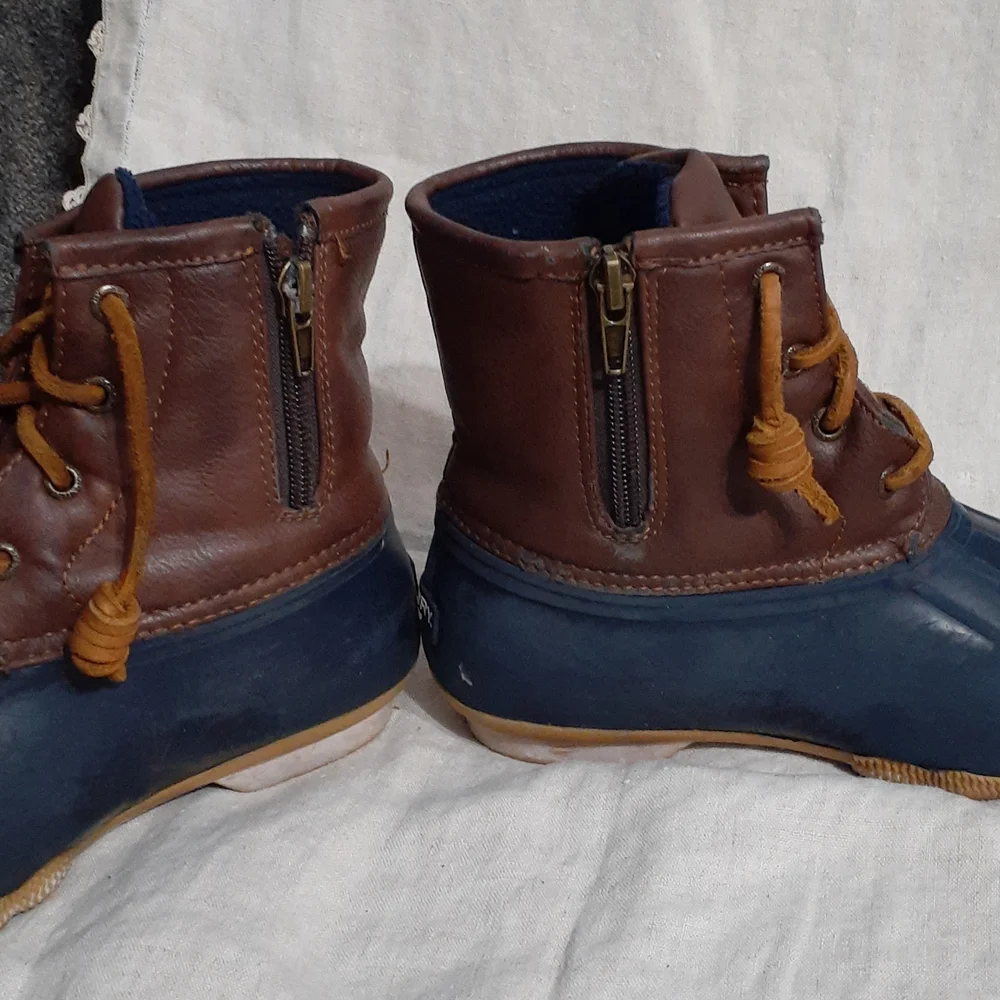 SPERRY WATERPROOF RUBBER BOOTS